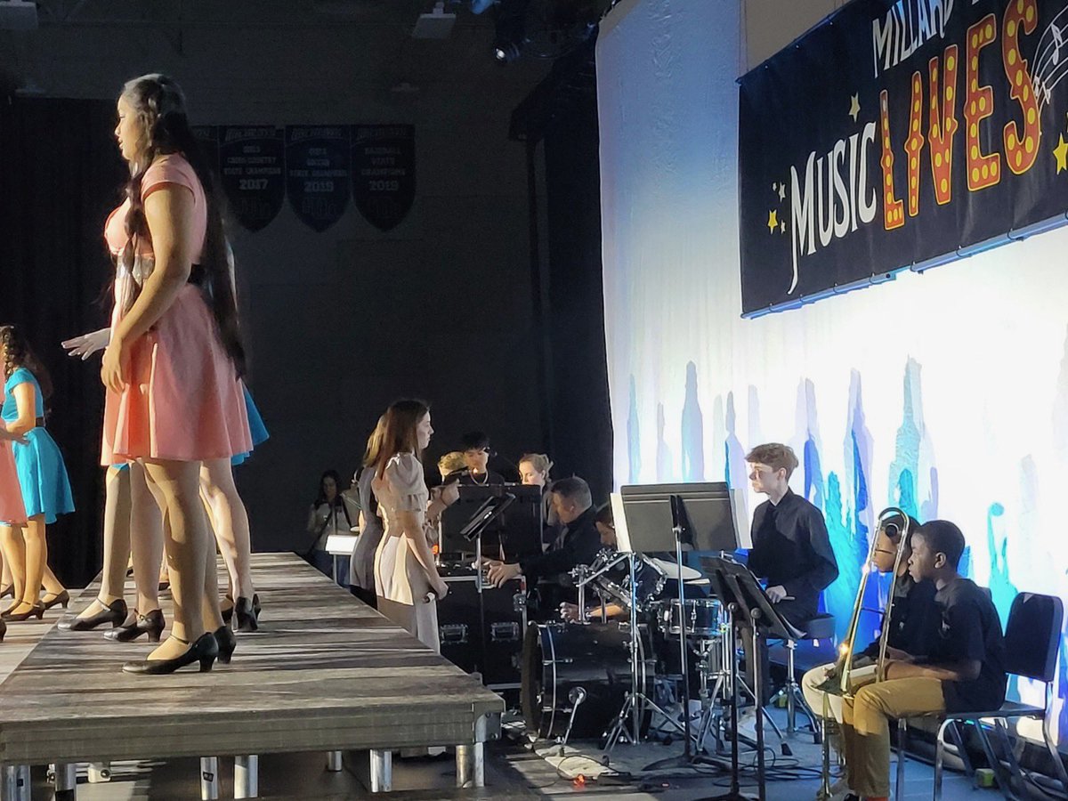 It’s our first competition of the season! Millard West Music Lives! First up #Cavallo! Great job ladies! <a href="/NMS_Mustangs/">North Middle School</a> #mwmusiclives