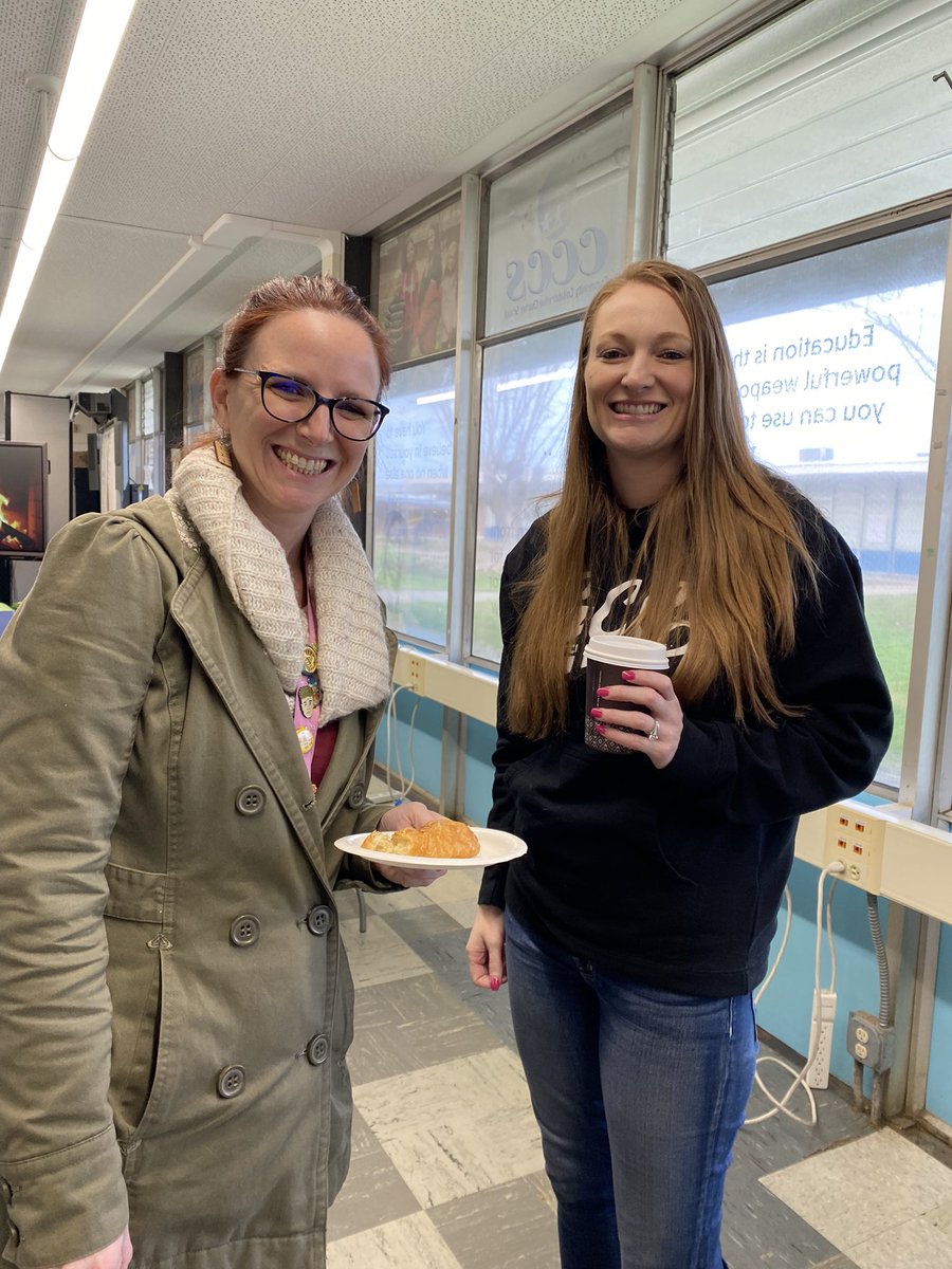 CCCS_School's tweet image. The TK-8 Phoenix Fam had coffee with the @GCC_Charters Cabinet. Loved getting opportunities to build connections and enjoy each others’ company. #CCCSTK8 #GCCLevelup #gcc_charters #CCCSPhoenixes #ckh @AngeePBriones