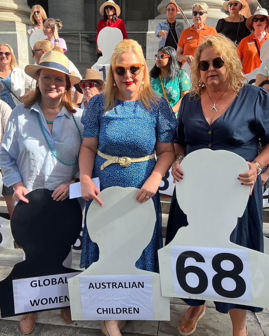 KatrineHildyard's tweet image. Today we #PayOurRespects to the 71 women killed in 2023. In unity we offer love to those mourning sisters, mothers, friends, aunts, we hold close those surviving DV &amp;amp; continue with utter determination until there is #NotOneMore

Thank you Gillian &amp;amp; Stacey for bringing us together
