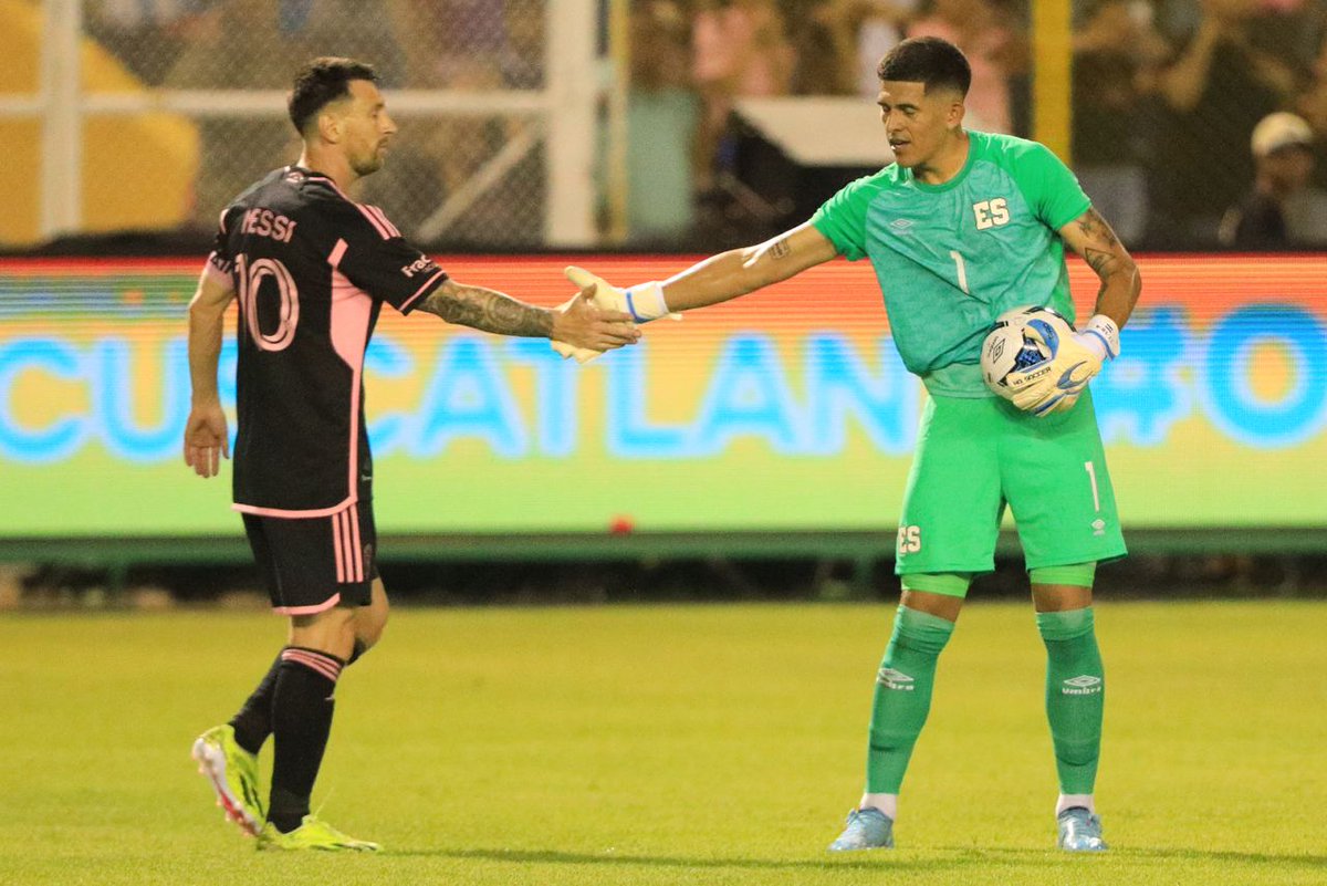 AficionadoAlian's tweet image. Foto para la Historia, guardenla porfa