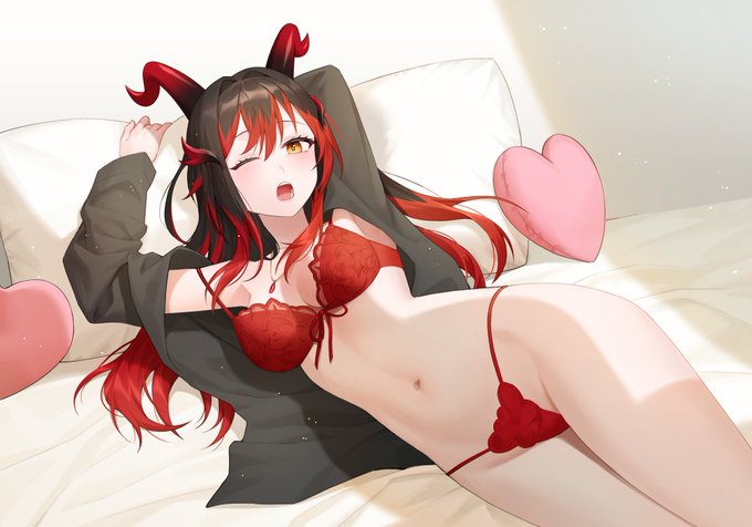 it's hentai night :3 i'm dubbing some of my favourite lewd doujins!!

https://t.co/Nvgg0tOi5n

art by