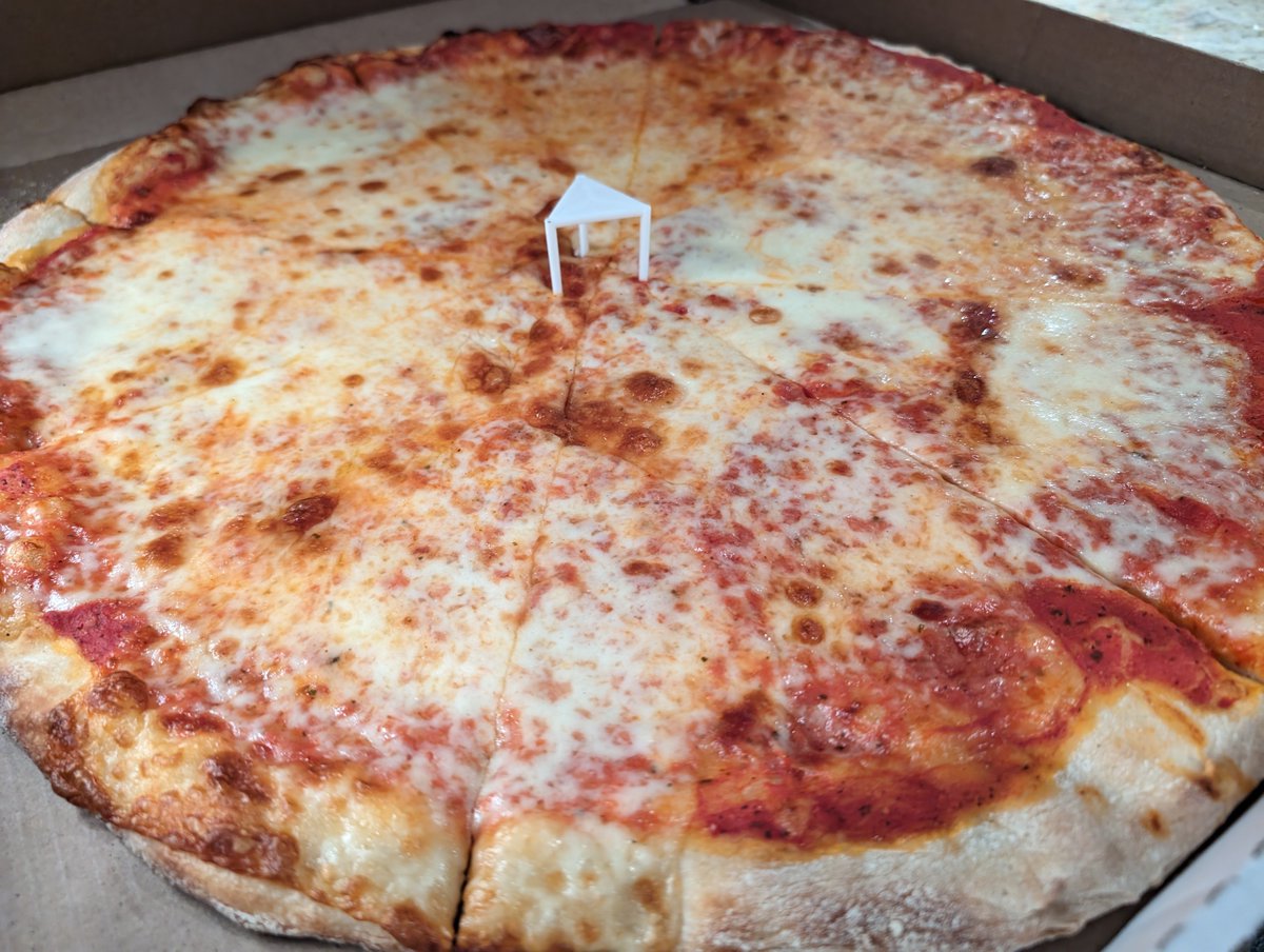 Rich DeMuro tweet media