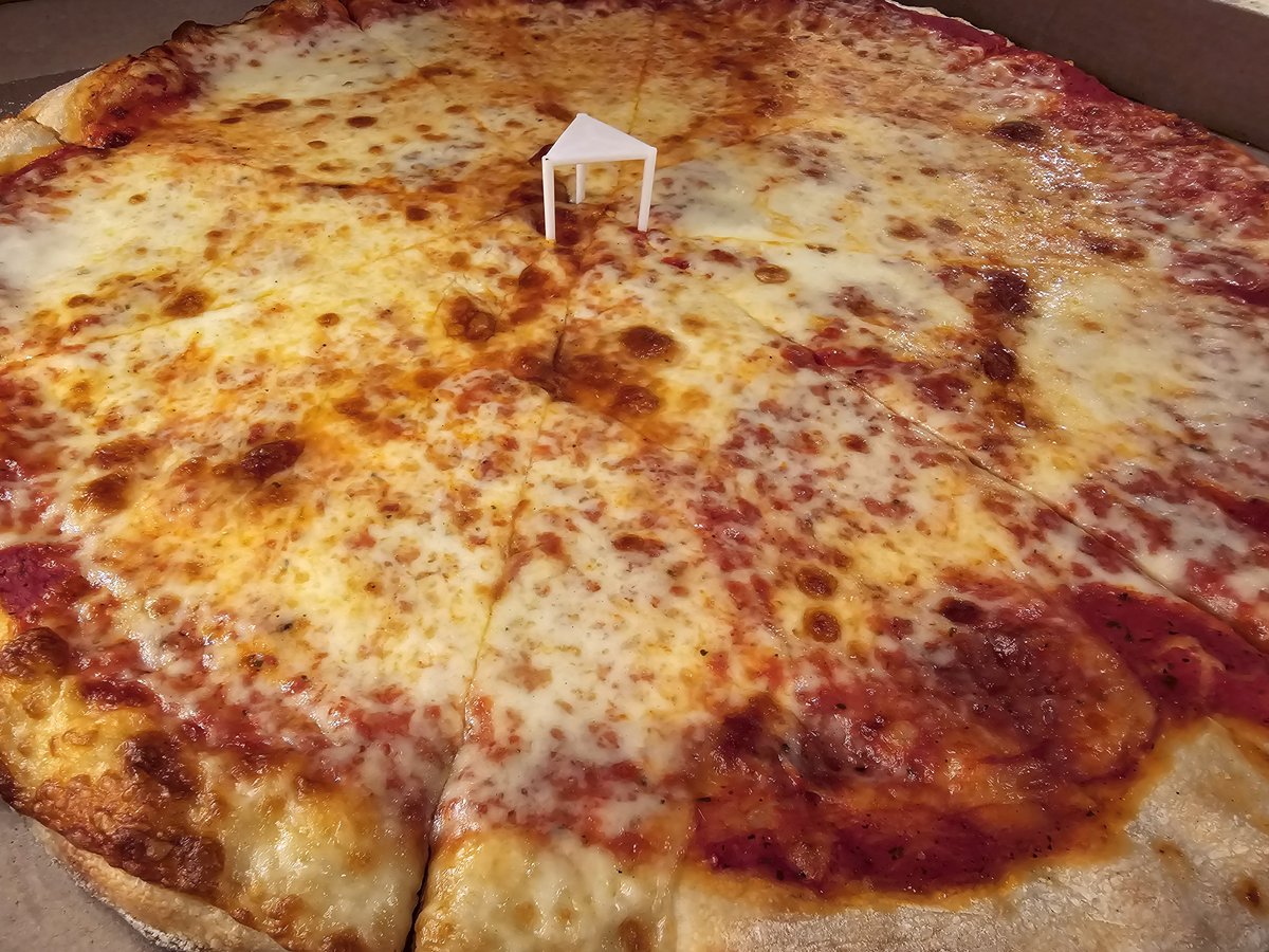 Rich DeMuro tweet media