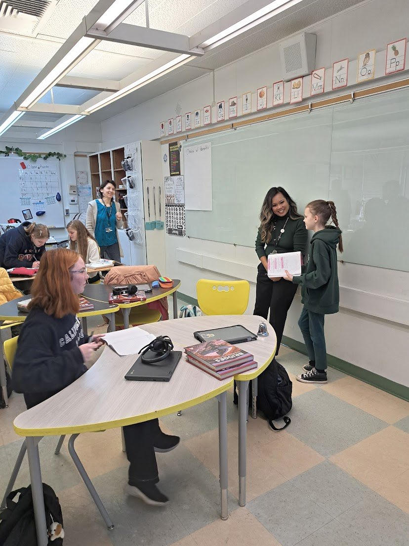 CCCS_School's tweet image. #CCCSTK8 hosted the Learning Walk with @COA_middle &amp;amp; it was exceptional! Honored to have @GCC_Charters Central Office &amp;amp; Cabinet, @gis_charter @SAVA_Charter @Futures14580014 @EPIC_academics @CharterHla see of our amazing staff, teachers, &amp;amp; scholars thru our lens #CKH #GCCLEVELUP