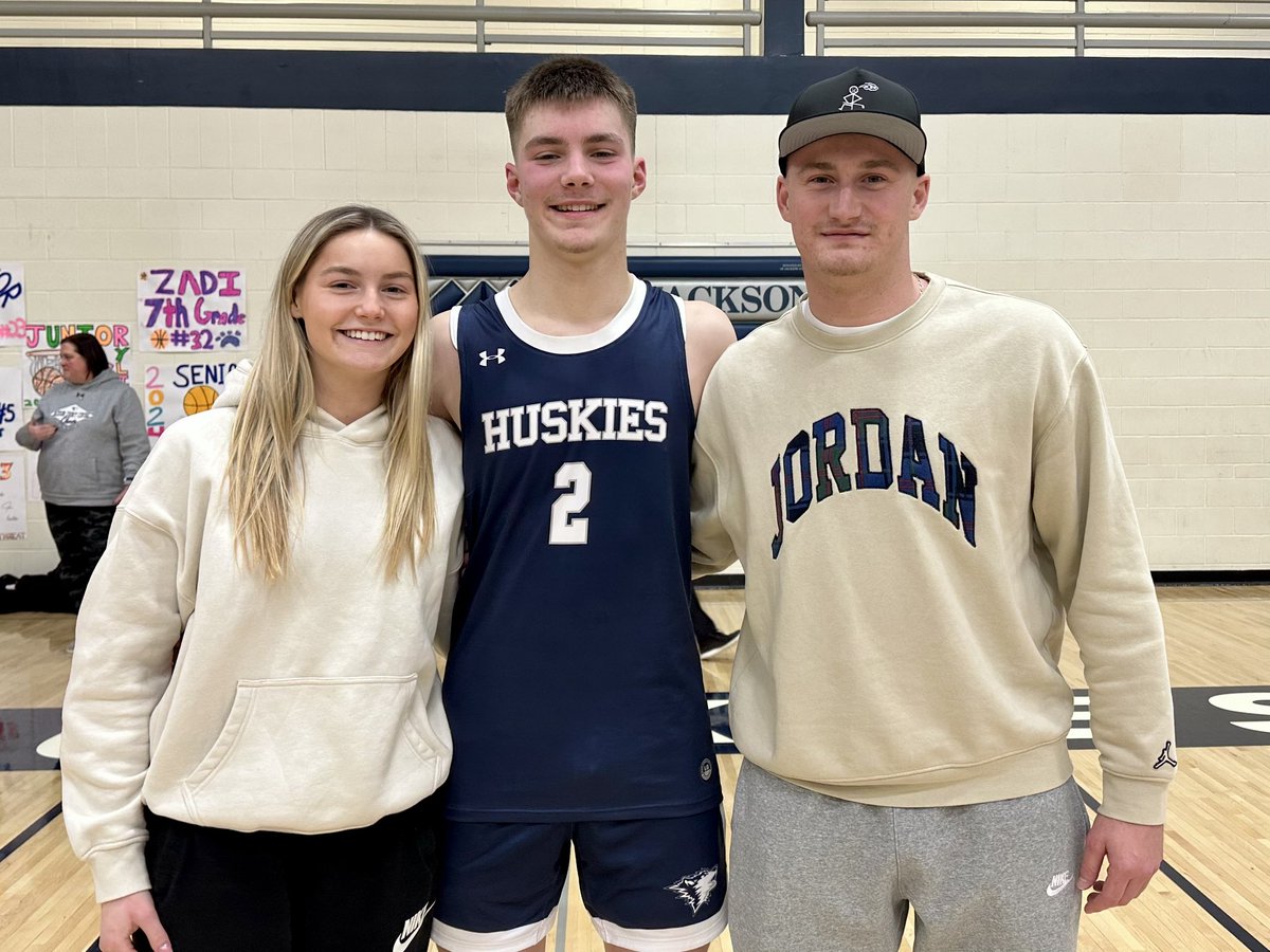 There’s 5,004 career points for the Voss siblings between Sadie, Roman and Rudy.