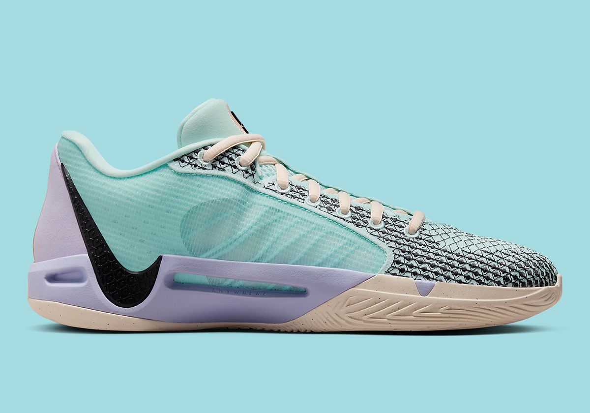 Nike Sabrina 1 