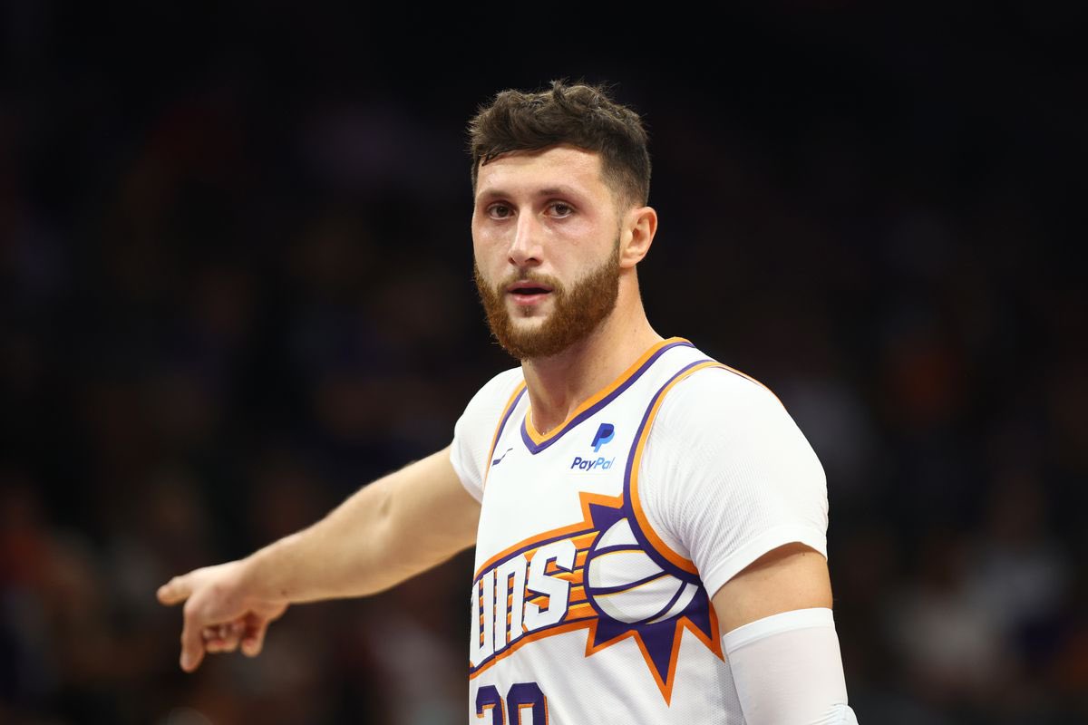 Jusuf Nurkić tonight: 5 PTS 15 REB 9 AST +30 Already has the most 5/15/5 games (4) in a season by a Sun since Charles Barkley 🇧🇦🏀 @bosnianbeast27 @Suns @statmuse