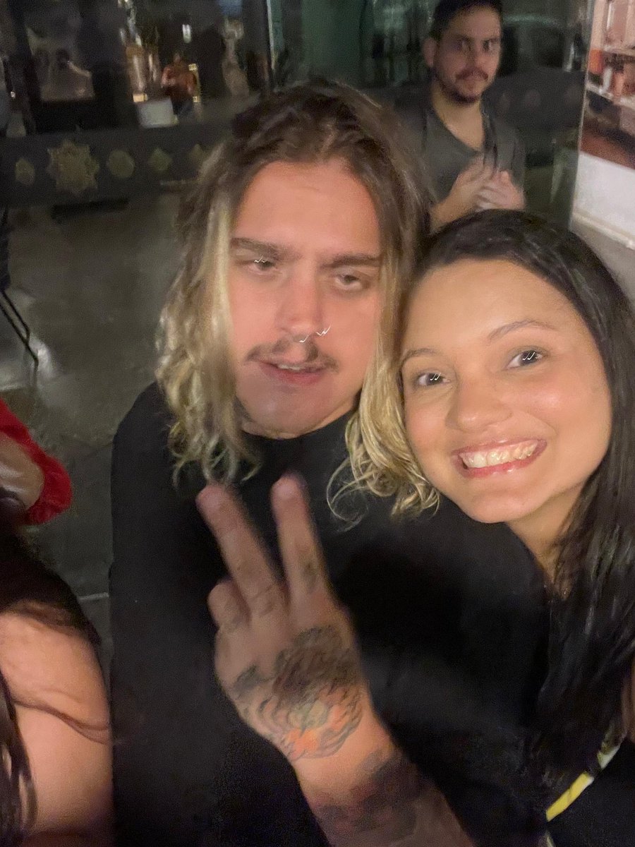 QuatroOrgulho's tweet photo. Como já diria aquela música...

São lembranças que o tempo não pode mudar. 💕💞 https://t.co/vIQqNQ7xSc