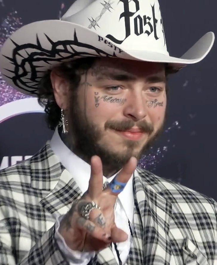 BowTiedBroke tweet media