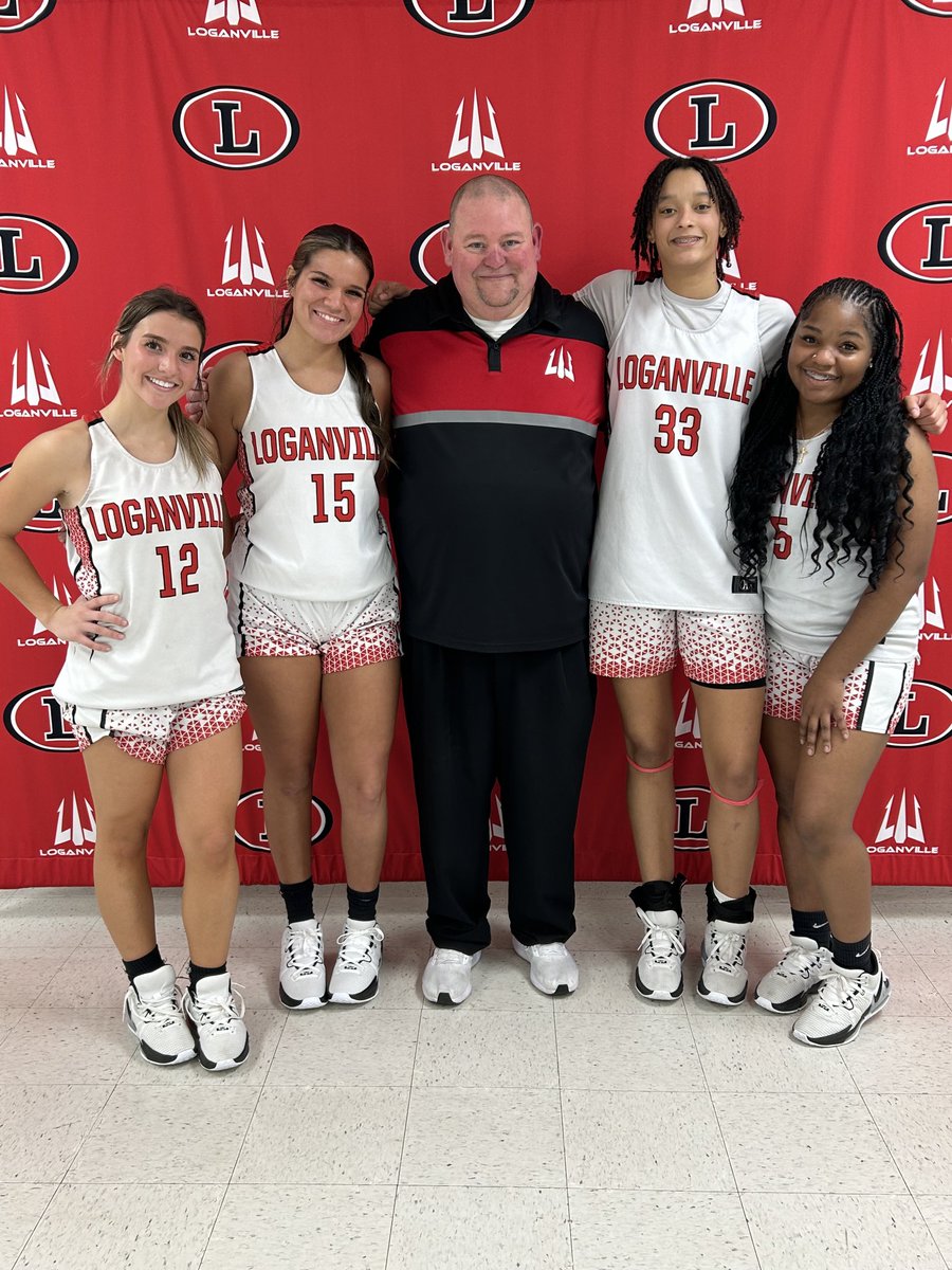 Senior Night in the Inferno and the Lady Devils pulled out the win over Prince Avenue 57-37. G Williams 12, Nat Turner 11, Sr Courtney Stokes 9, Sr CB Bolemon 7, Sophie Farmer 7. Lady Devils move to 15-5. Love our seniors and glad we have a lot more games to go with them!