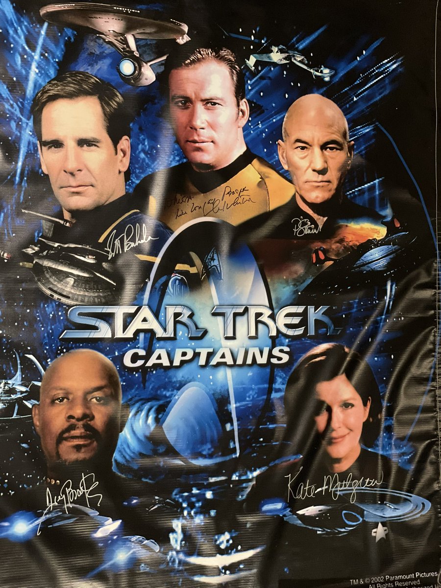Have to say, this is something I never thought I’d see. My @CreationEnt #StarTrek Captains banner already signed by Avery Brooks, Kate Mulgrew & Scott Bakula, finally signed by William Shatner at @FANEXPOVAN and just received back from Twin Cities Comics: Patrick Stewart! 🥰🖖🏼