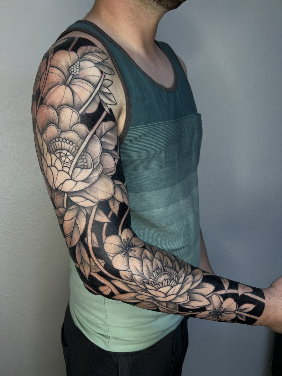 stopdotcom's tweet image. 1 more session to go 🥰