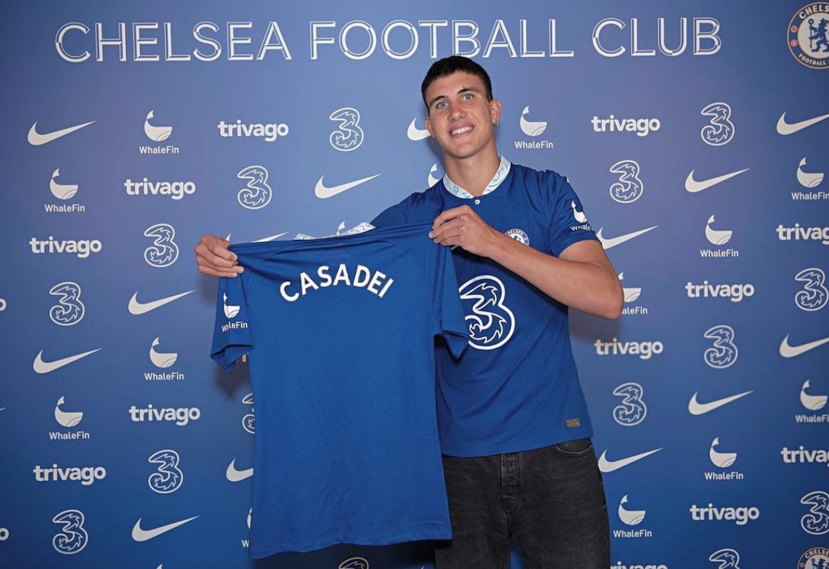 🔵🇮🇹 Cesare Casadei will start training under Mauricio Pochettino already today as Chelsea decided to recall him. Understand club believes Casadei has huge potential and can help the squad with immediate effect.