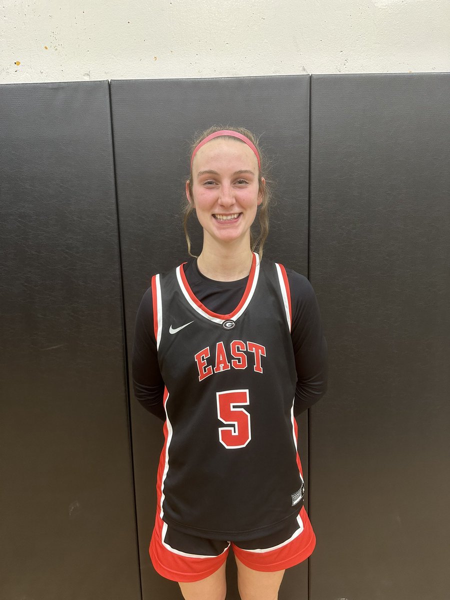 Congratulations to the girls varsity on defeating Streamwood tonight 54-23. The Rams were led by Ciara Johnson who had a career high 5 three’s ending the night with 21 pts followed by Catey Carney with 13 pts. Veronica Witt had a great defensive performance tonight !
