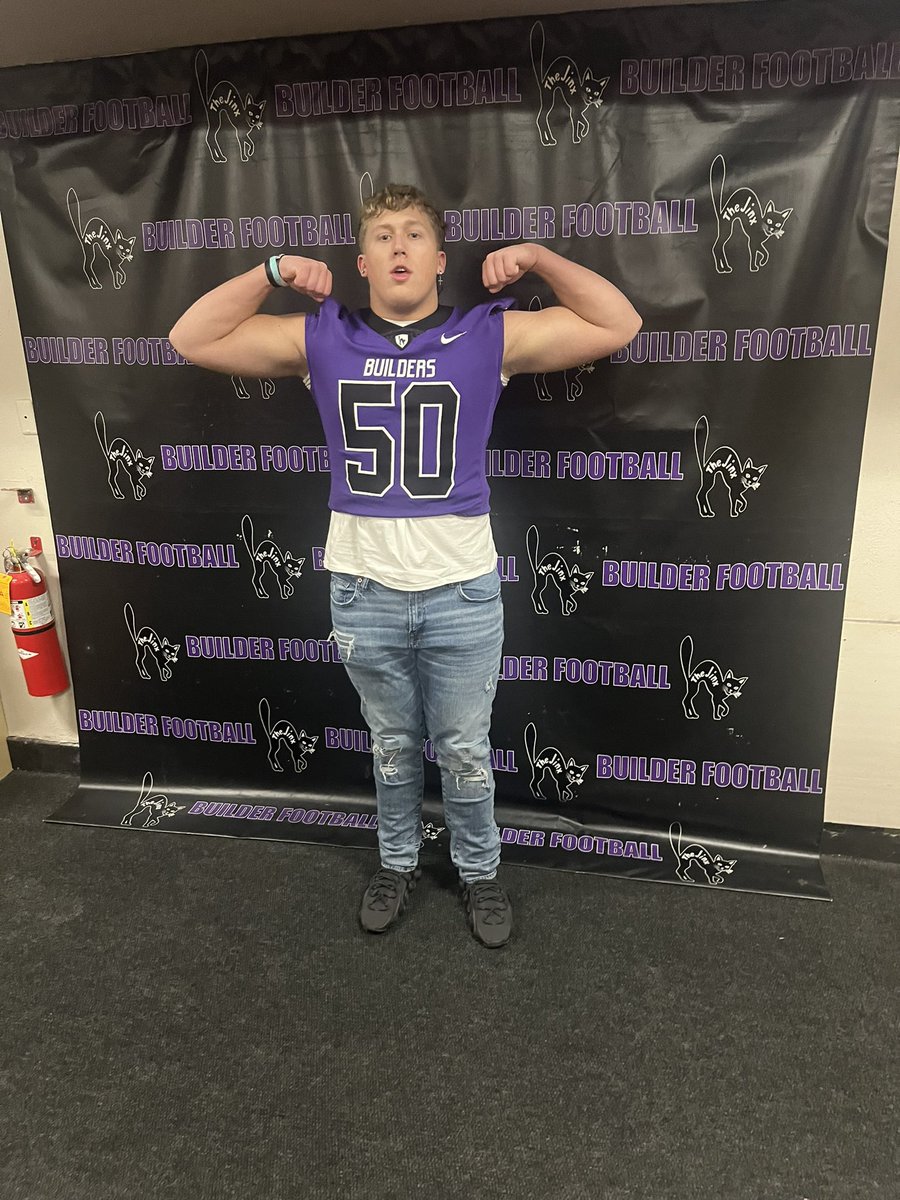 After a great OV, blessed to receive an offer from southwestern !! @CoachSmithSC <a href="/LVFootballBoost/">Pioneer Football Booster</a>