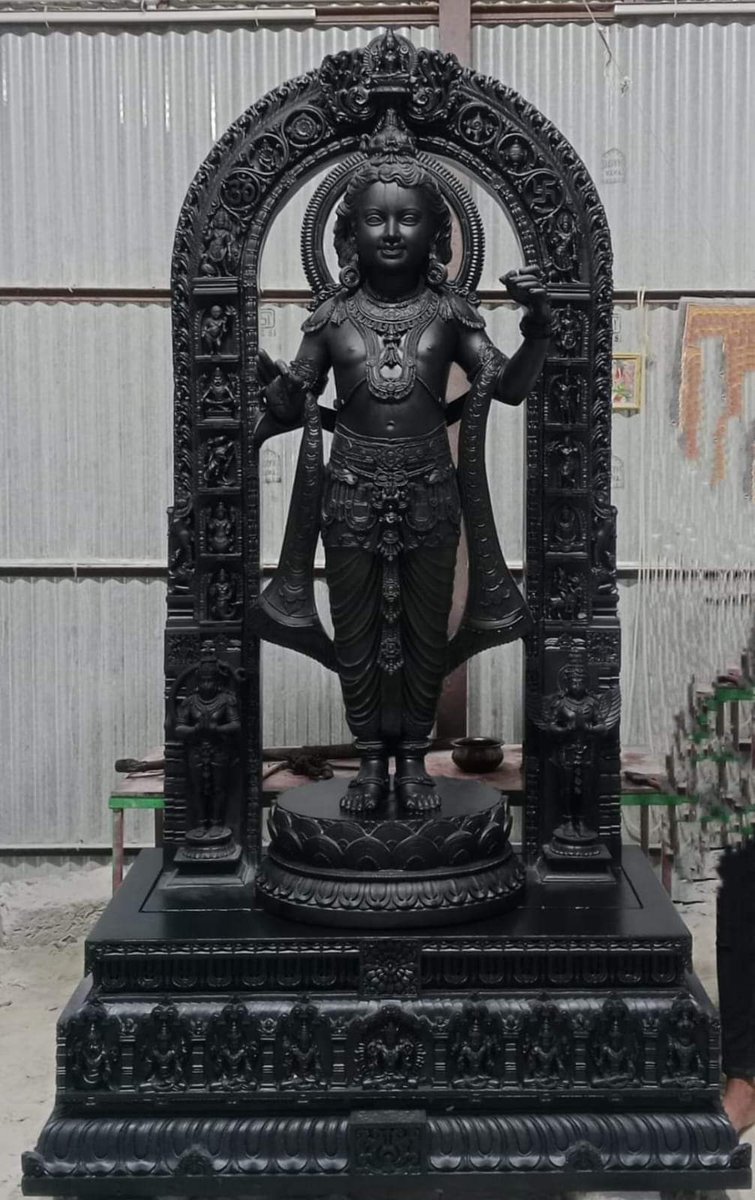 _Hiranyaa's tweet photo. राम राम रामेति https://t.co/ppPcxLs9Hi