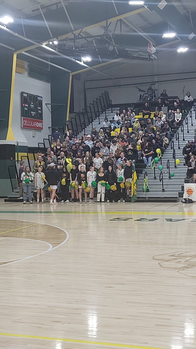 Full house at show low tonight