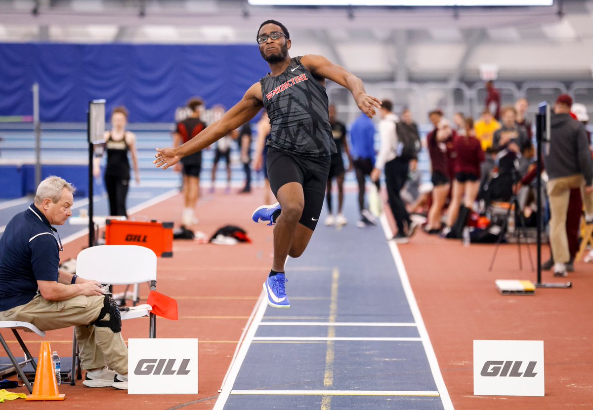 TF | Highlights from the season opening event for Track saw Sergio Ayala finish fourth in the shot put and Temi Osobamiro take fifth in the long jump - Both teams are at North Central tomorrow FULL RESULTS: results.lakeshoreathleticservices.com/meets/29691/sc…