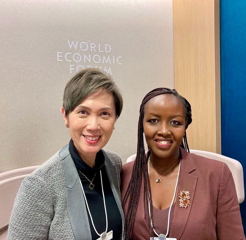 Fueling each other’s dreams for a better digital future for our people! Amazing conversations with my dear friend from Rwanda, Minister of Information and communication technology and Innovation, Paula Ingabire. #WEF #Davos2024