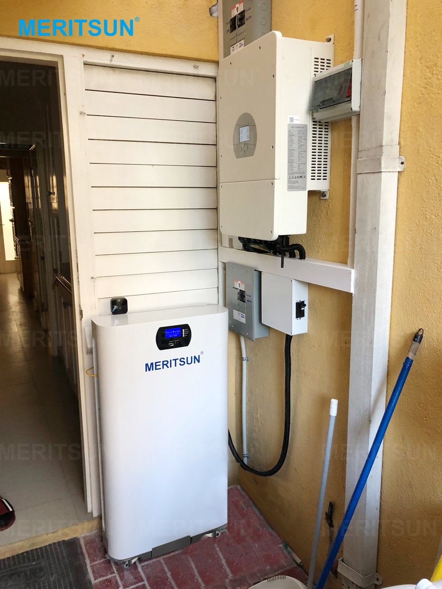 FannieMeritsun's tweet photo. 📷#Meritsun Residential Renewable Solar System Installed in 📷#Jamaica #solarpower
8kW Inverter Capacity
15kWh LFP300-51.2 #Battery Capacity
https://t.co/sOG6kveBKt https://t.co/lySFpHjN7N