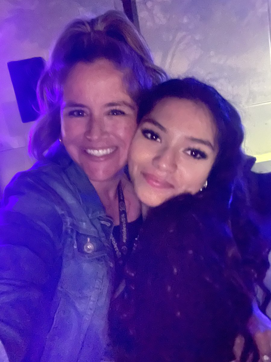 Michelle Ryan tweet media