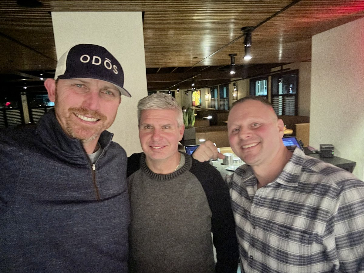 Nothing better than spending a Friday night with two legends!!!!

<a href="/ZEvenEsh/">Zach Even - Esh</a>
<a href="/CoachKolody/">Paul Kolody</a> 

#Family