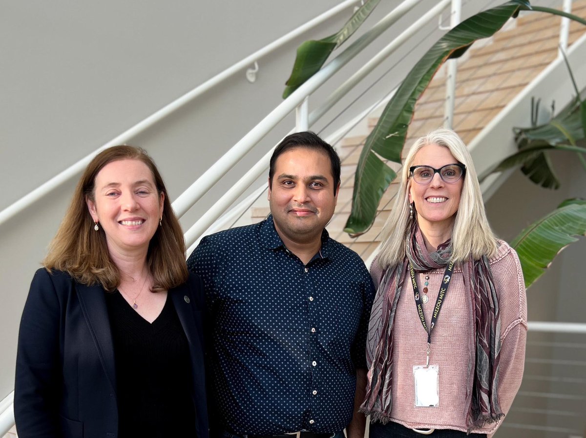 Kanishka Sikligar (@kanishksikligar) on Twitter photo It was amazing to meet and hear Dr #sandradavern of <a href="/ORNL/">Oak Ridge Lab</a> present her outstanding research on treating cancer. Thanks #heatherhennkens for having Dr Davern here at <a href="/MizzouChem/">Mizzou Chemistry</a> !
<a href="/Mizzou/">Mizzou</a> <a href="/mizzou_MITC/">Mizzou Molecular Imaging and Theranostics Center</a> <a href="/MizzouAandS/">Mizzou College of Arts & Science</a> <a href="/MizzouResearch/">Mizzou Research</a> <a href="/WalenskyGroup/">Justin Walensky (Walensky Group)</a> It was amazing to meet and hear Dr #sandradavern of <a href="/ORNL/">Oak Ridge Lab</a> present her outstanding research on treating cancer. Thanks #heatherhennkens for having Dr Davern here at <a href="/MizzouChem/">Mizzou Chemistry</a> !
<a href="/Mizzou/">Mizzou</a> <a href="/mizzou_MITC/">Mizzou Molecular Imaging and Theranostics Center</a> <a href="/MizzouAandS/">Mizzou College of Arts & Science</a> <a href="/MizzouResearch/">Mizzou Research</a> <a href="/WalenskyGroup/">Justin Walensky (Walensky Group)</a>