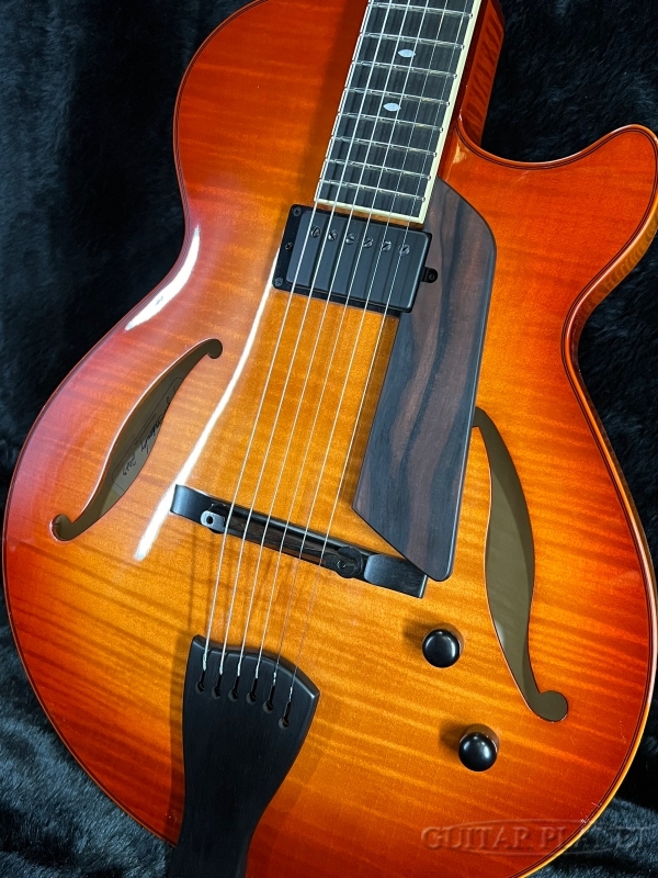 electric_gp's tweet photo. 【セミアコ/フルアコ&amp;ジャズギターフロア】

＜新着入荷品＞
Sadowsky SS-15 -Violin Burst-【2.21kg】
https://t.co/WVj21HBgCg

人気モデルが久しぶりの入荷です。
一点のみですのでお早めに!!

#GP #GuitarPlanet #ギタープラネット #ギタプラ #Sadowsky #サドウスキー #フルアコ #Jazzbox https://t.co/fxmeyAB3pR