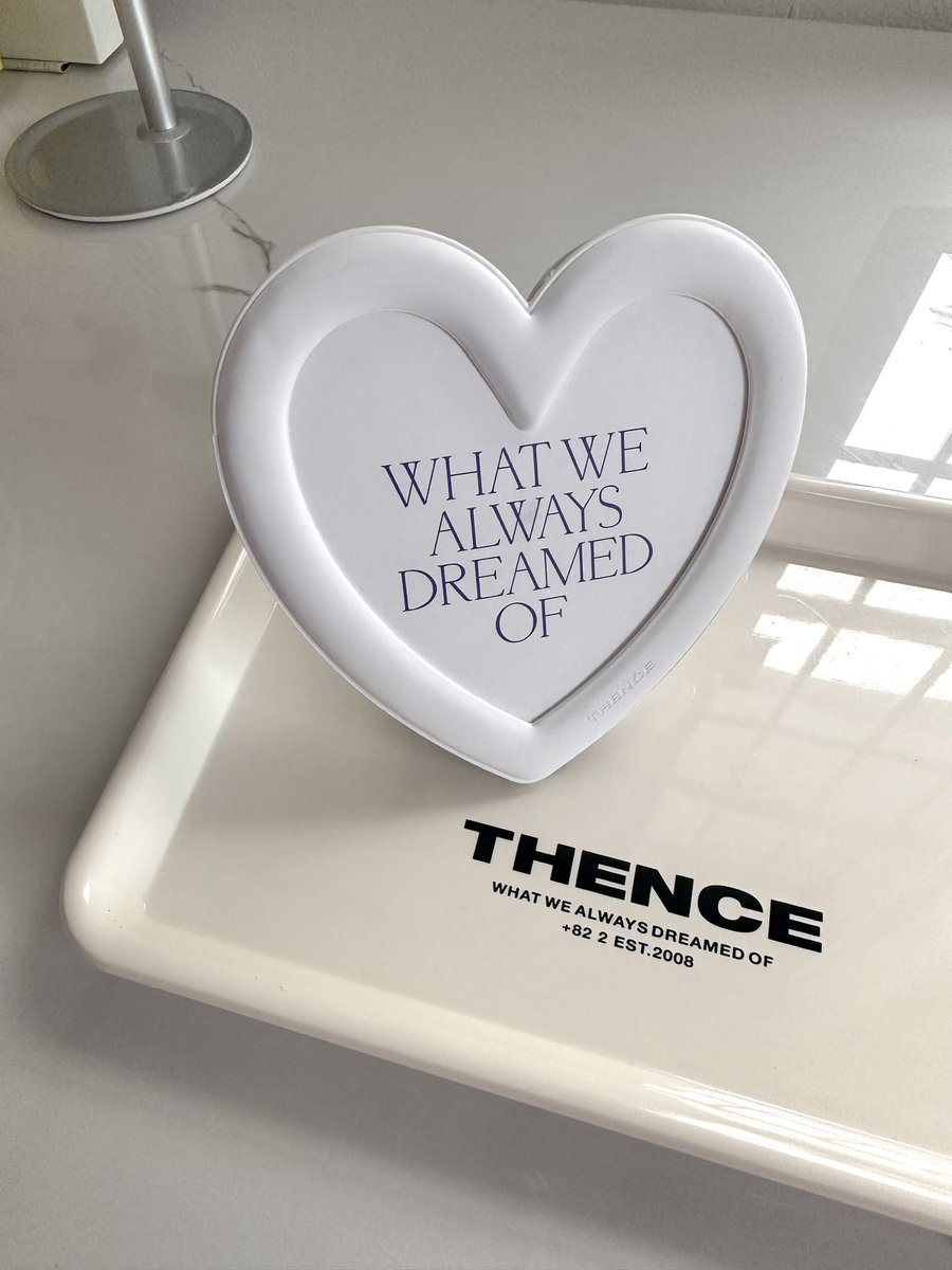 hwangholic's tweet photo. wts lfb ph 

thence tray + heart frame + photocard holder set - 800  

reply/dm to claim💌 https://t.co/cYRNKsqkM1