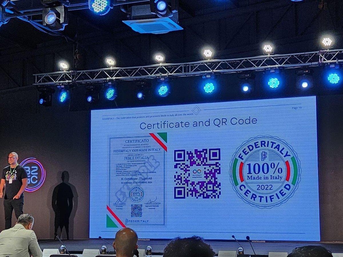 dfinity's tweet image. The #B2GC Conference by @FinstableCo Thailand 🇹🇭  was great for blockchain solutions for Governments &amp;amp; Institutes

👉 @CanessaEmilio showcased @FEDERITALY2021 certification #InternetIdentity for Governments
👉 @herbertyang was on the AI panel &amp;amp; spoke at various community events