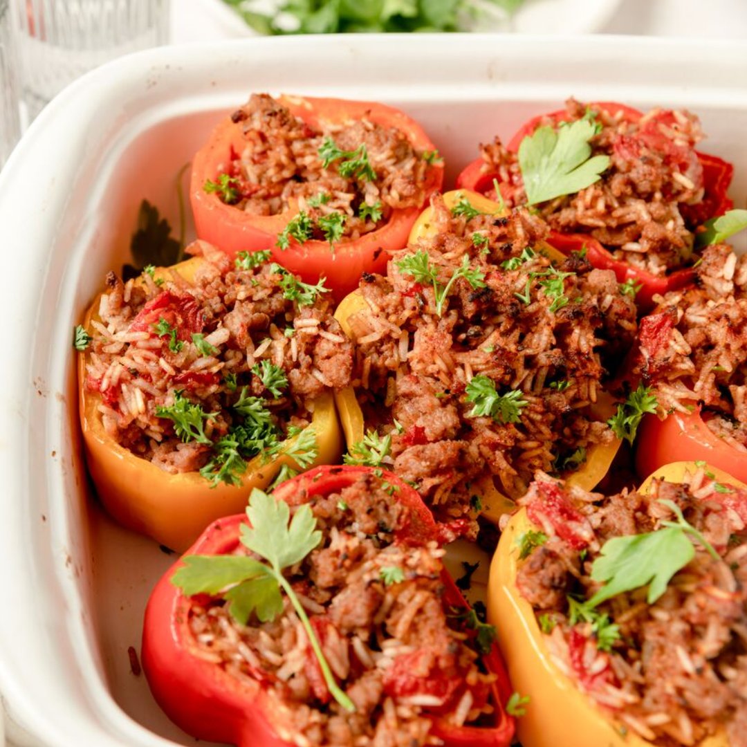 VAPorkCouncil's tweet photo. Who else is craving comfort food on these cold days? ✋🏼Prep, fill and bake. A quick, easy and nutritious (with fresh, ground pork) dinner idea!​

https://t.co/ts5YcH8sNa https://t.co/mv1i4BTGGa