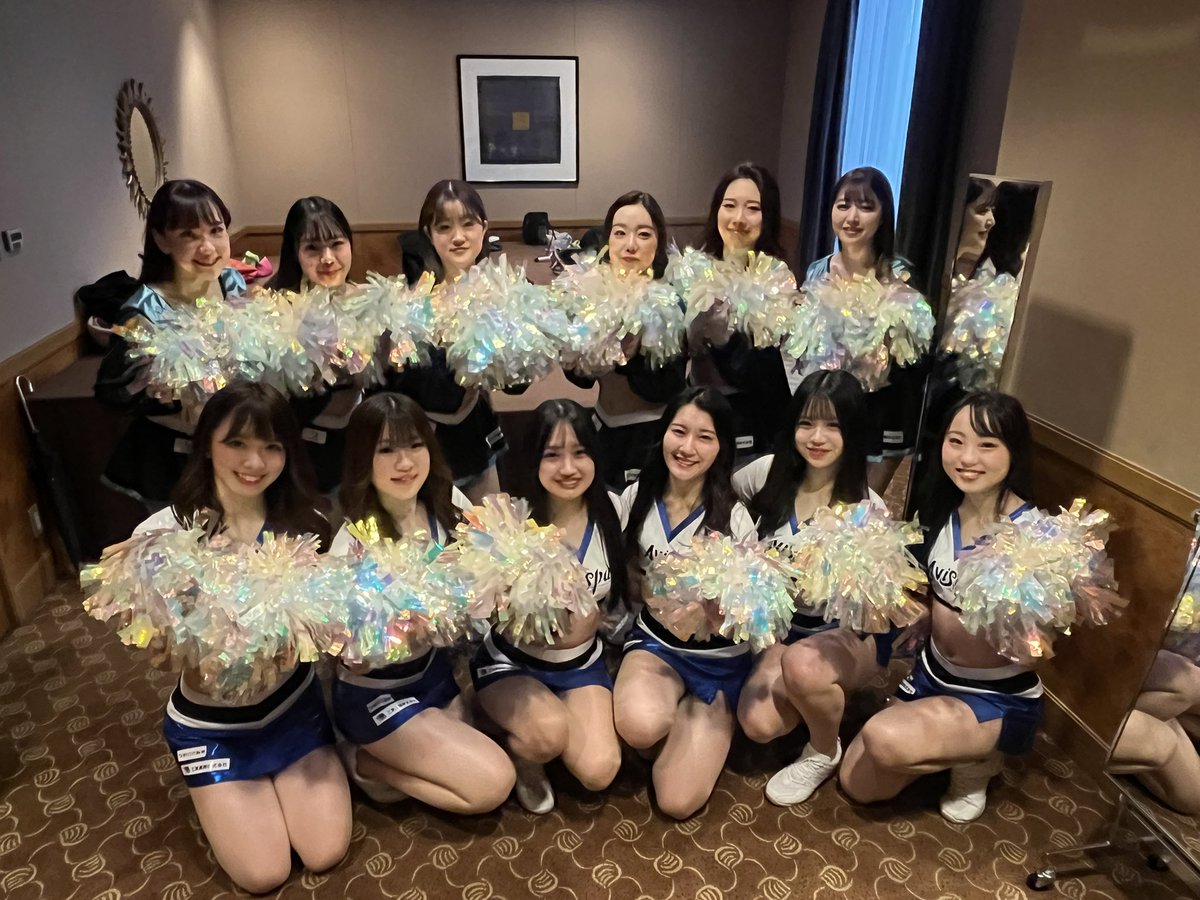 2024アビスパチアリーダーズ オファシャルメンバーの12名 です