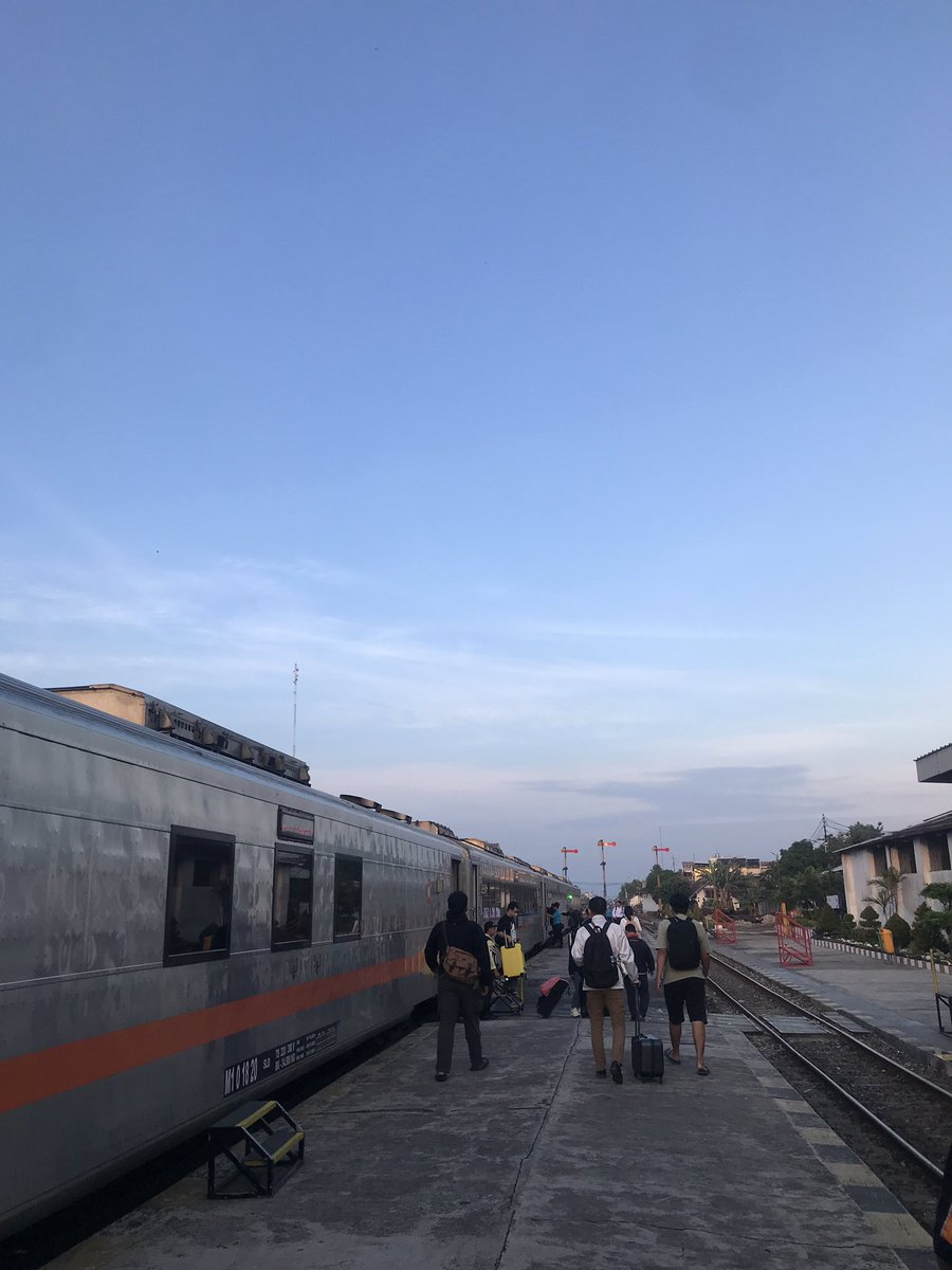arislamet32's tweet photo. Sempet sepekan di Blitar https://t.co/CRKACn4Xxm
