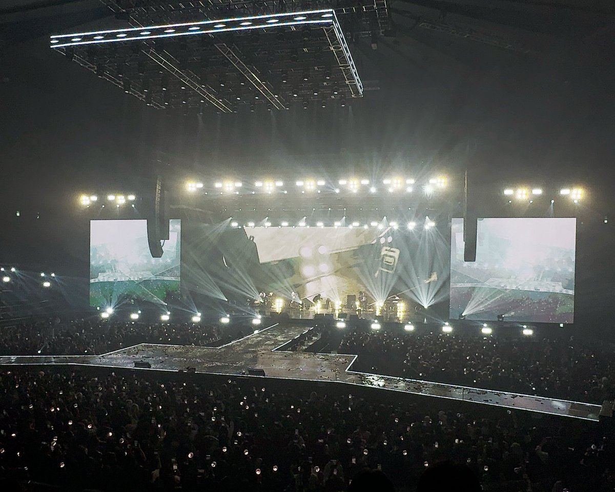 나는 무대도 무대지만 승연이가 자기 스스로한테 잘 살았다 승연아!했던 게 되게 오래 남네 ㅜ.ㅜ 나야 늘 해줄 수 있는 말이지만 본인이 스스로한테 해주는 건 또 다른 의미이니까.. 너 이제 너한테 그렇게 말 해줄 수 있어? 그럼 됐어 나도 더할 나위 없이 기쁘다!!! 상태로 힘차게 안녕해줌