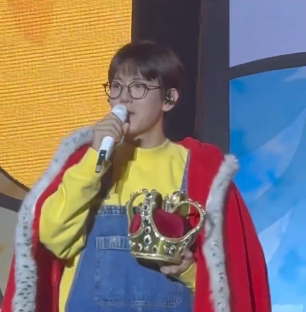 lovewithBBH's tweet photo. มึงงง ไม่คิดว่าจะได้เห็นซีนแบบนี้ในชีวิตจริง ใช่ค่ะ ศิลปินกุเอง 55555555555555555555555555555555555555 https://t.co/a500elg9aj
