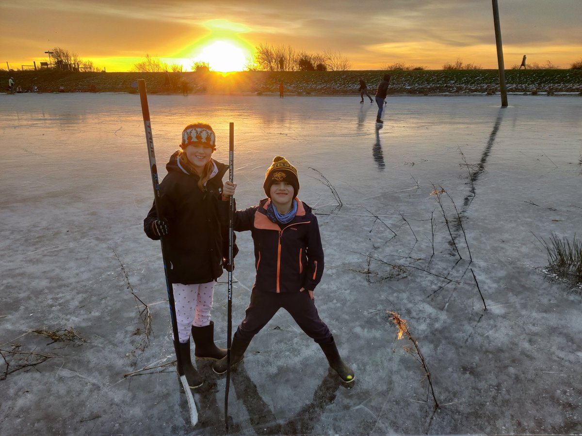 Neil Featherstone tweet media