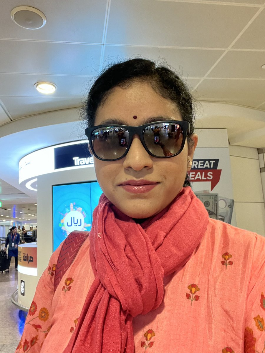 jananiysjj's tweet photo. At Ajman, UAE 🇦🇪 glad to be part of Gilli Radio’s Pongal celebrations 2024! 

#ajman #uae #sjjananiy #pongalcelebration #pongalfestival #pongal2024 #gilliradio #sjjananiymusic #traveldiaries #sjjanani #cuddalorejanani #composer #filmscorecomposer #singersongwriter #womeninmusic https://t.co/vi5Vz1lHOJ