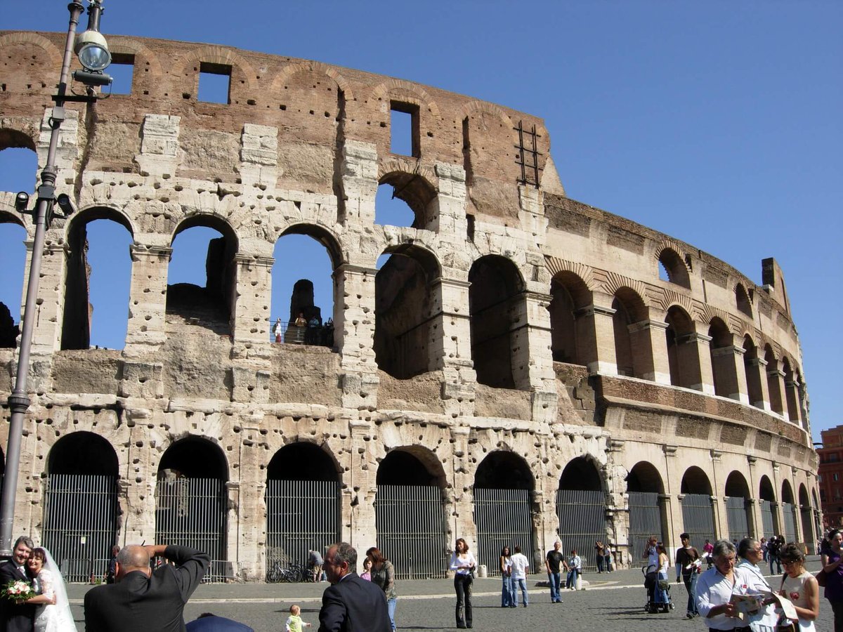 Maari Toazza tweet media