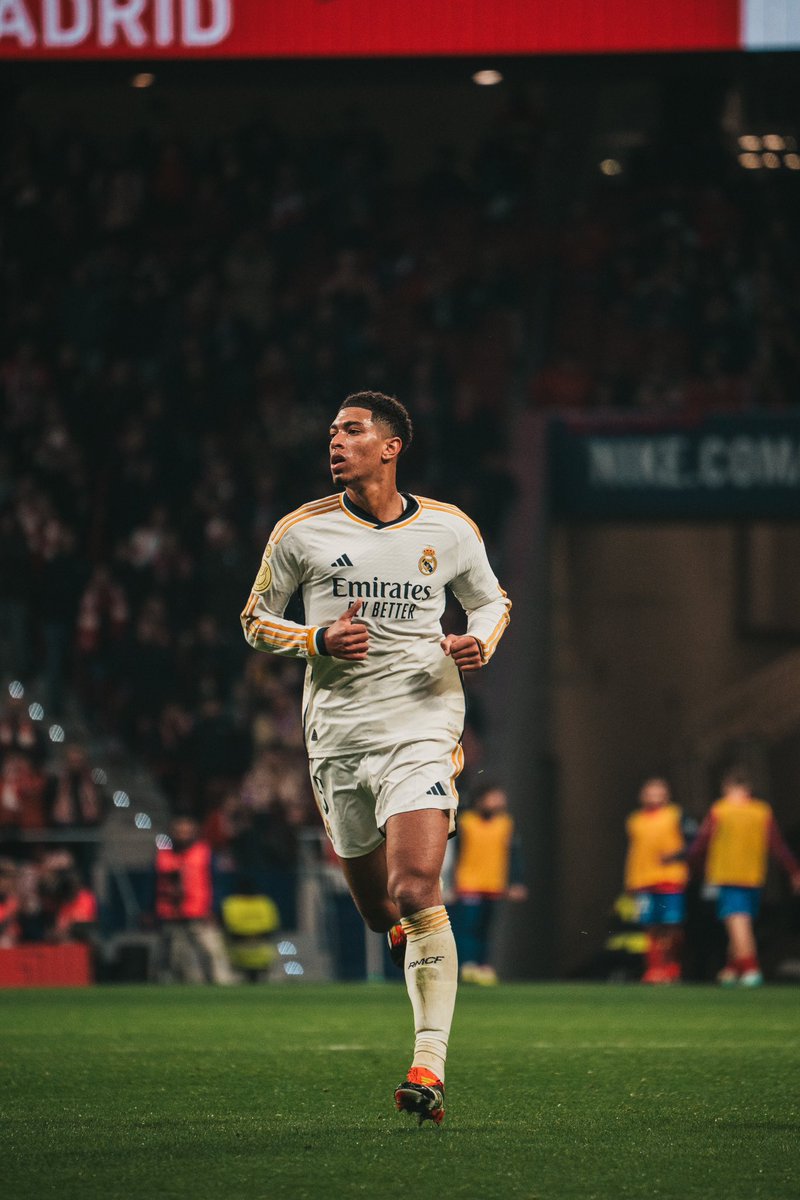 Jesus7Gomez's tweet photo. STARBOY 💫 
@BellinghamJude 
📸🙋🏻‍♂️ https://t.co/ww0G3lq1yX