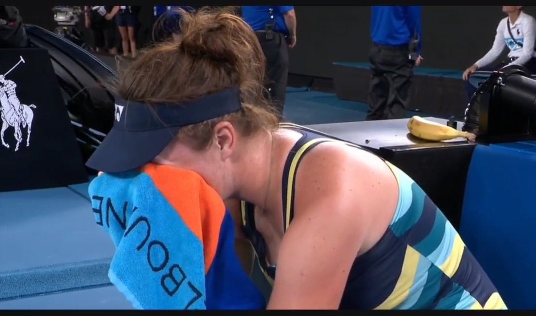 TheTennisLetter's tweet image. Linda Noskova’s emotional reaction after beating Iga Swiatek at the Australian Open. 

She crouches to the floor and puts her hands over her face. 

No one saw this coming, not even her. 

Soak it in. You earned it. 🥹