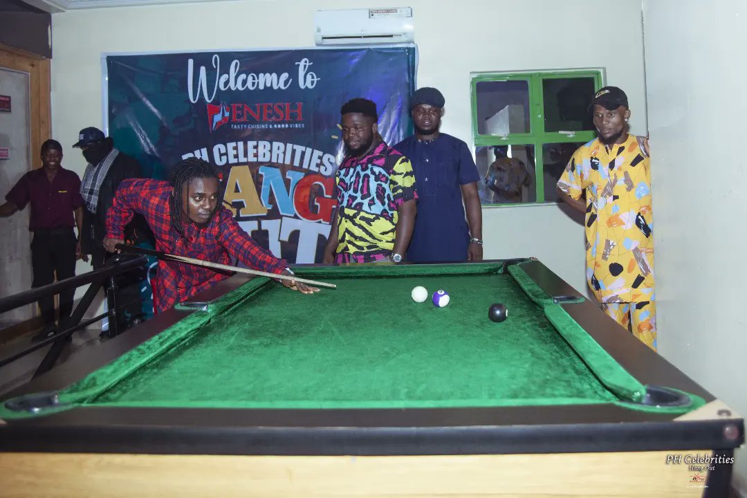 nolimittv_9ja's tweet photo. PH CELEBRITIES HANGOUT
.
.
.
.
Captured by Nolimit Tv
#NoLimitTV #phtotheworld🌍 https://t.co/ndwUBRjnhH