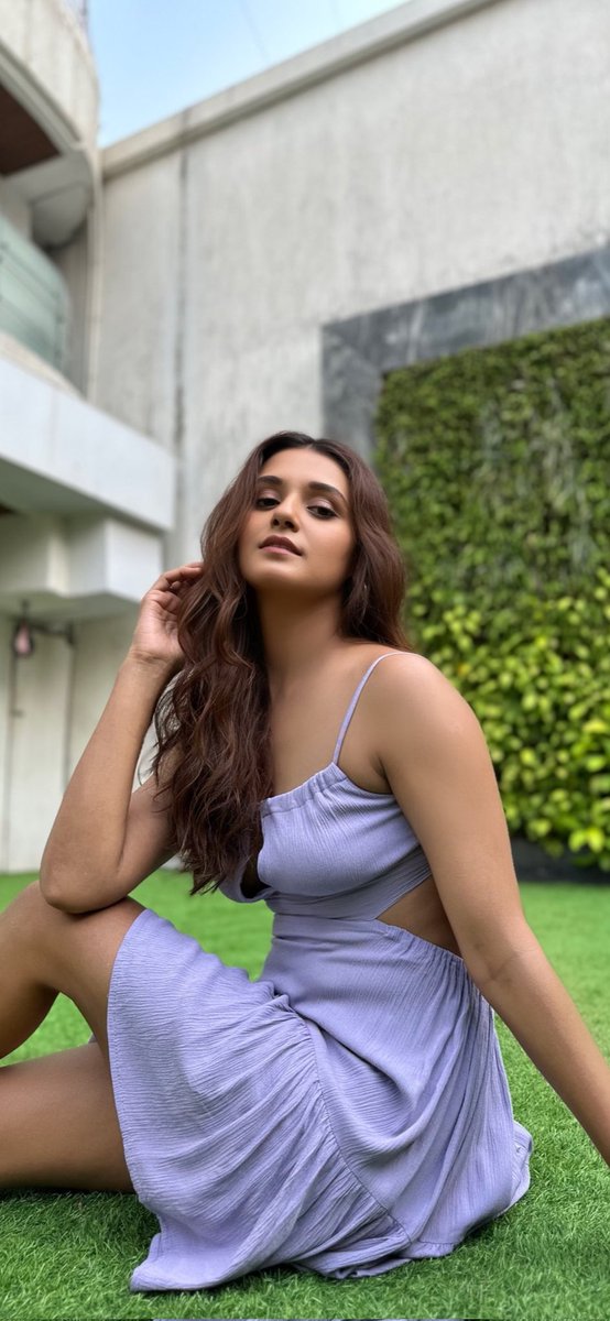 Angoori 🍒🥵

#ShaktiMohan