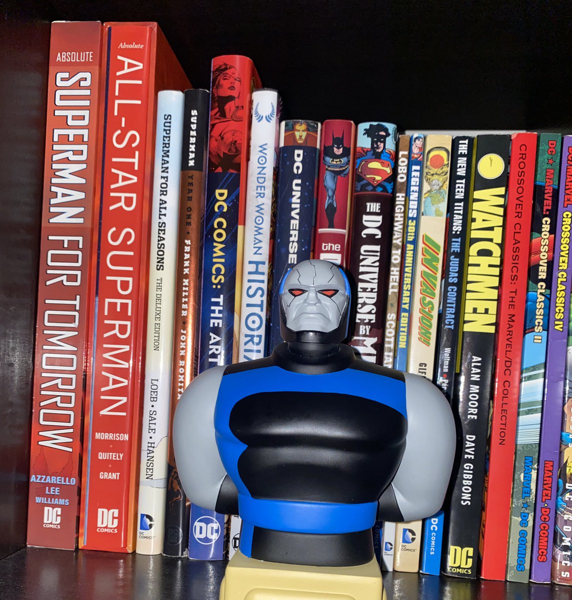 Picked up this super cool Darkseid Superman animated series bust 😎