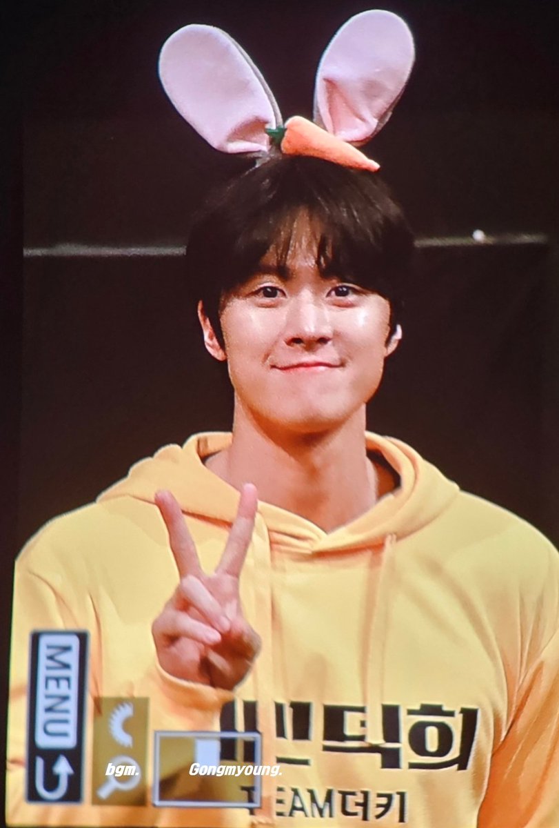 be_gongmyoung's tweet photo. 240120 시민덕희 무대인사
🐰🐰
#공명 #GONGMYOUNG #김동현 https://t.co/TwBCdGO7zK