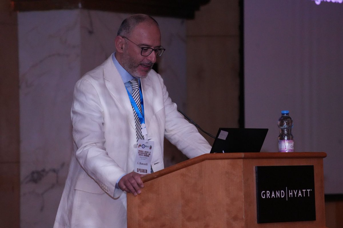ihamdez's tweet photo. @madreen_alroya @medical_oman @yhsoman @AymanAlhadidi #day2 تكملة عرض ومناقشة مواضيع مختلفة في التصوير المتقدم للاضطرابات الهضمية والكبد ومناقشة بعض الحالات النادرة والمستعصية 
من خبراء واستشاريين من ايطاليا ، النمسا ، فرنسا و هولندا 
#الرابطة_العمانية_للأشعة_و_التصوير_الجزيئي عضو في  #الجمعية_الطبية_العمانية  @medical_oman ، https://t.co/CCJDqP9FXw
