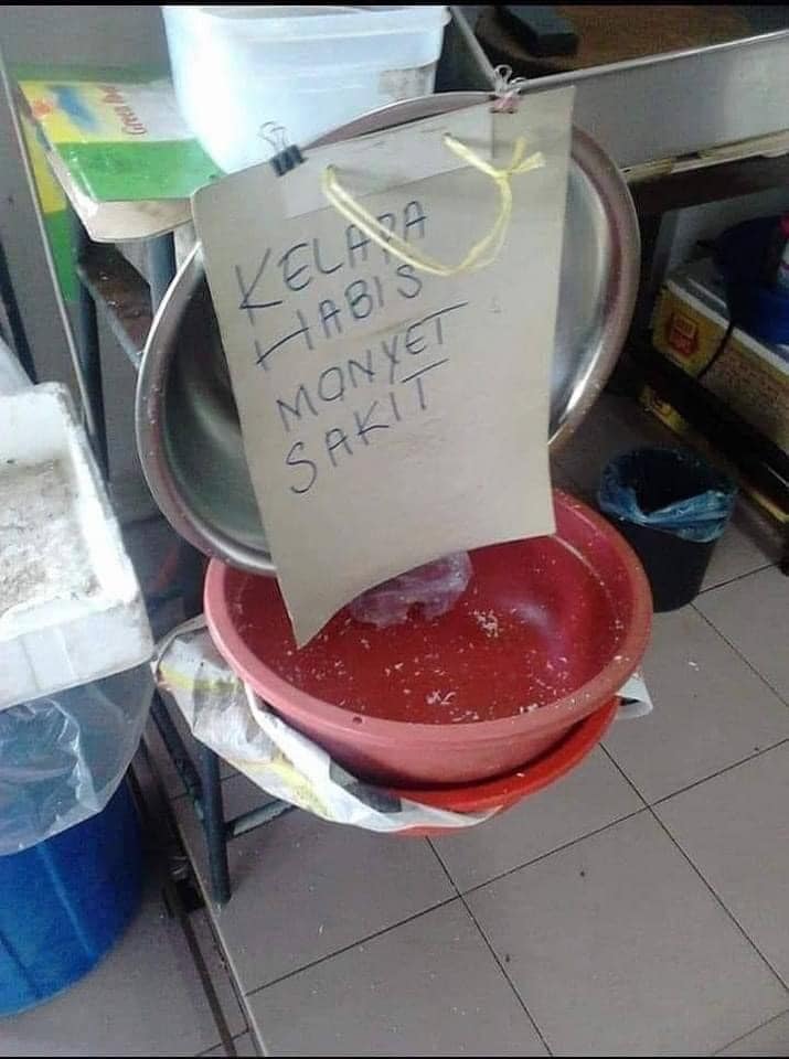 ohtweet's tweet photo. Monyet pun boleh MC sekarang https://t.co/vFyILp4SQe