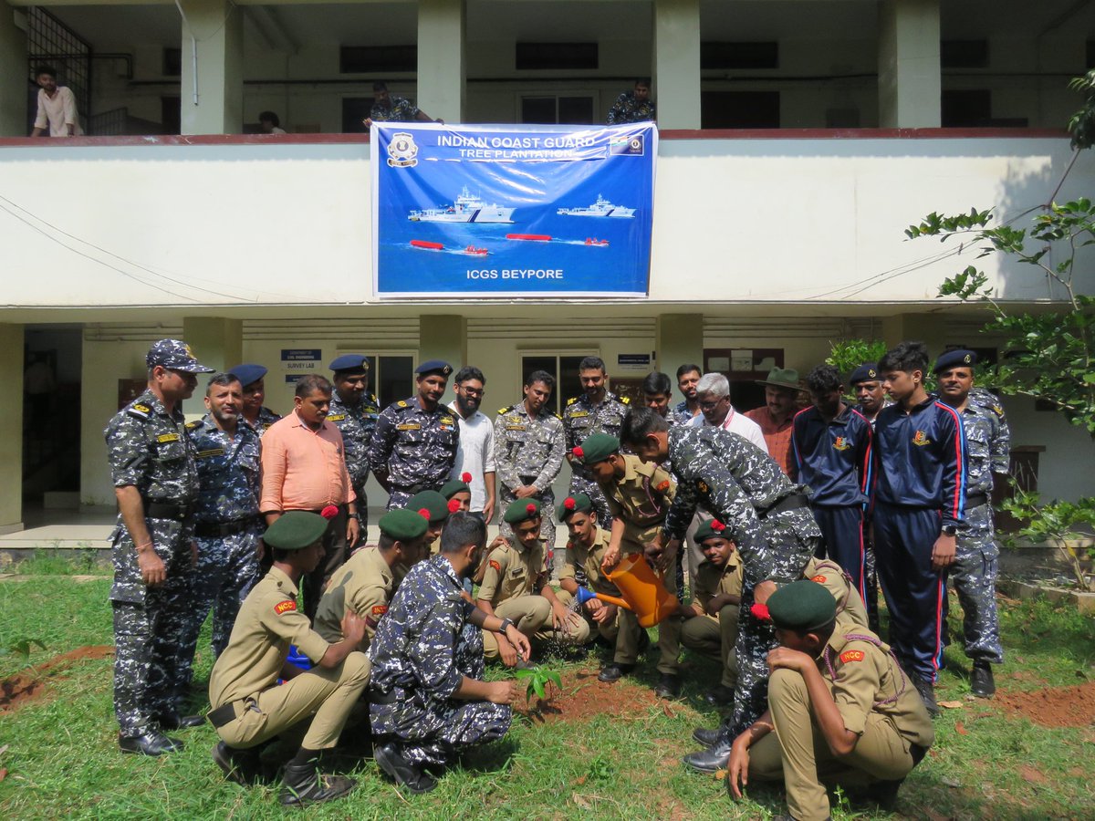 DefencePROTvm's tweet photo. #ICGDaycelebrations2024
As a prelude, ICGS #Beypore conducted a #treeplantingdrive at #KeralaGovernment #PolytechnicCollege, #Kozhikode in coordination with #NCCcadets. Asst Comdt Saurabh Singh gave a lecture on duties &amp; responsibilities of Coast Guard  @giridhararamane https://t.co/UuuTLeBttp