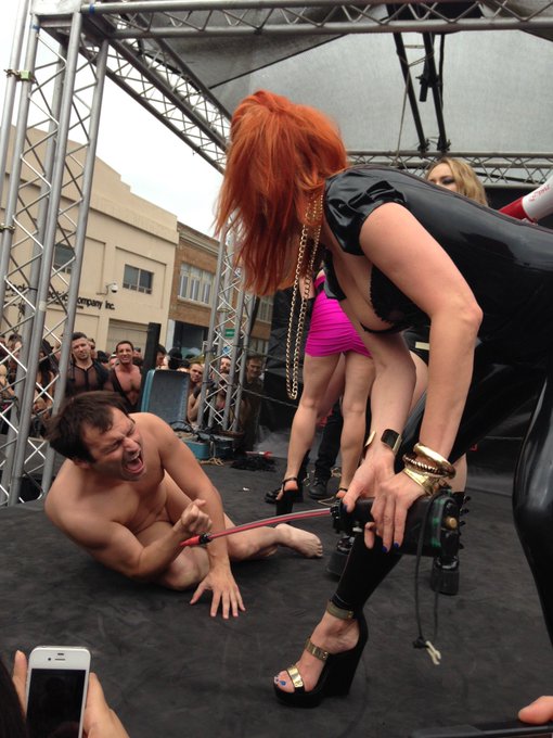 I love working for @kinkdotcom 😀 https://t.co/vTIkTdpd2j<a class="tags" href="/tag/kinkdotcom">@kinkdotcom</a>