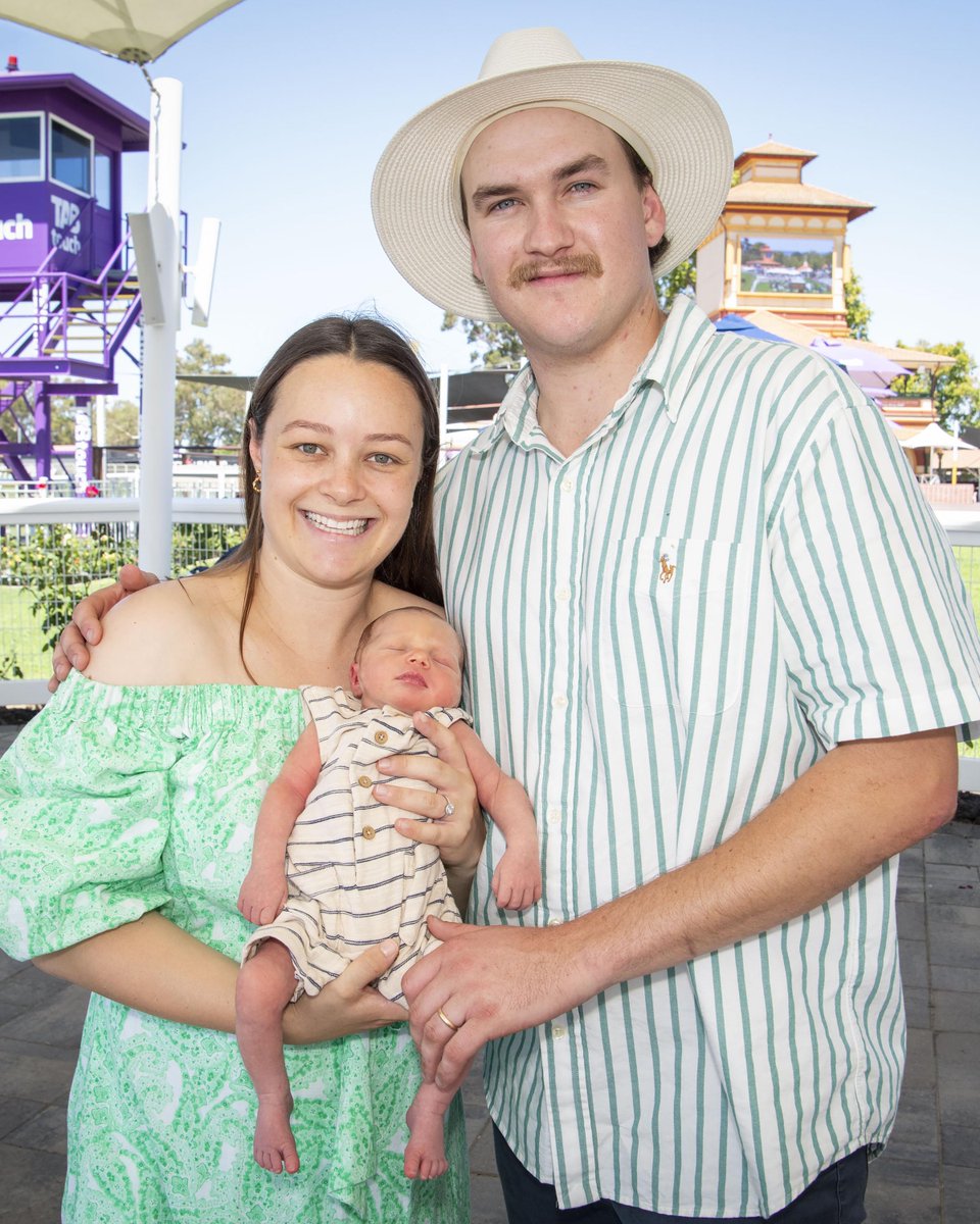 WesternRacepix's tweet image. Congrats to Tom and Ashlee on the arrival of this well bred colt named Oliver! 😍

#WesternRacepix