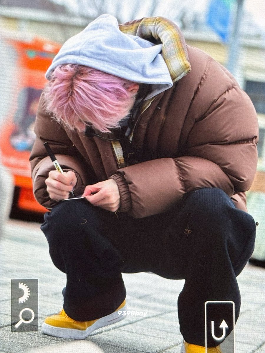 hui_inmyeyes's tweet photo. 240120 미팬
#PENTAGON #펜타곤 #후이 #이회택 #フイ https://t.co/doYewuHMiq